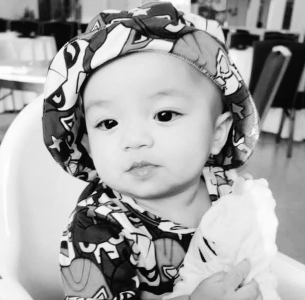 anak kembar
